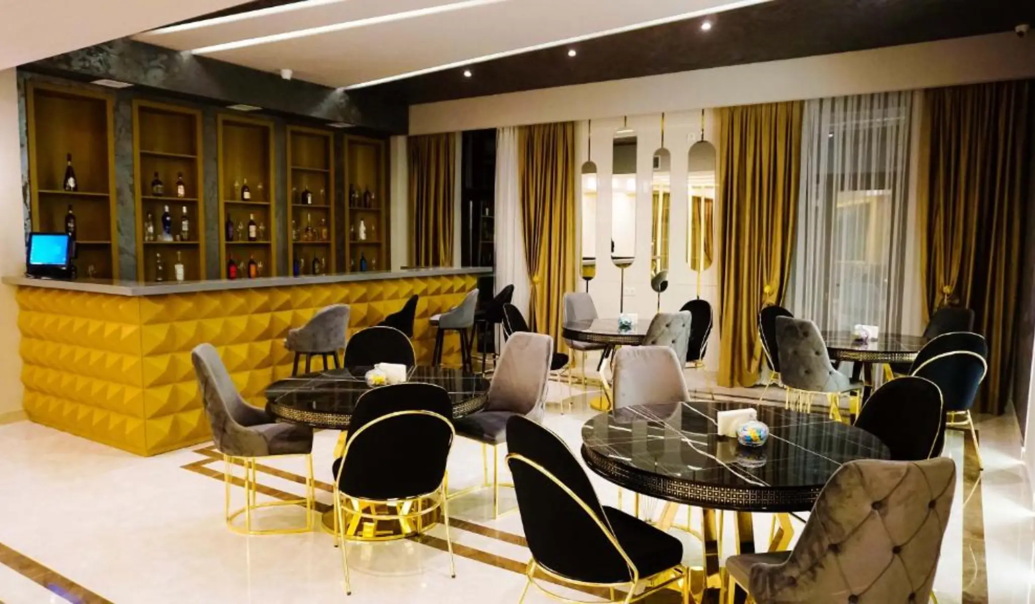 Sun City Hotel & Spa Naftalan